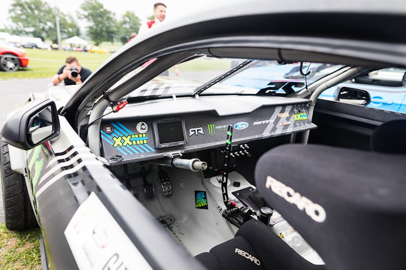 mustangs-invade-maple-grove-at-massive-americanmuscle-show-0038