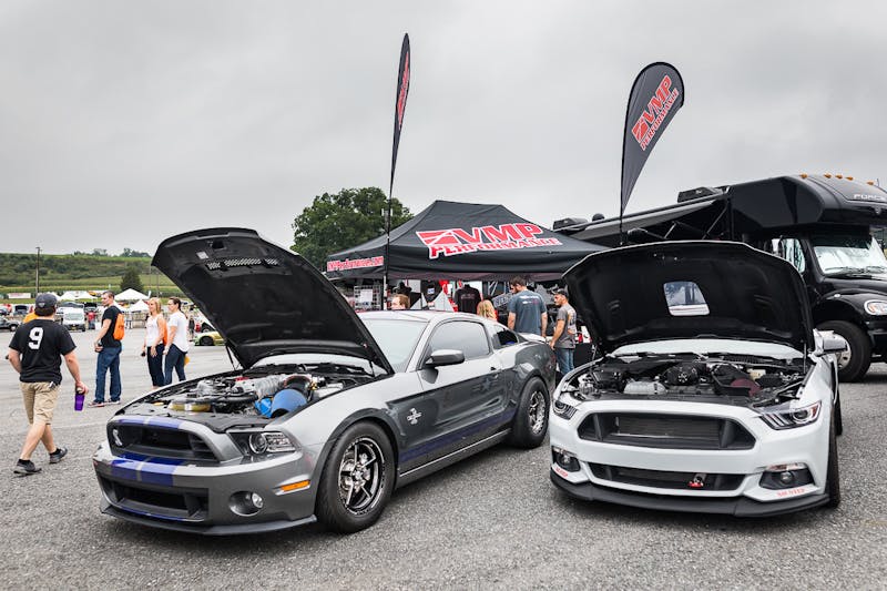 mustangs-invade-maple-grove-at-massive-americanmuscle-show-0039