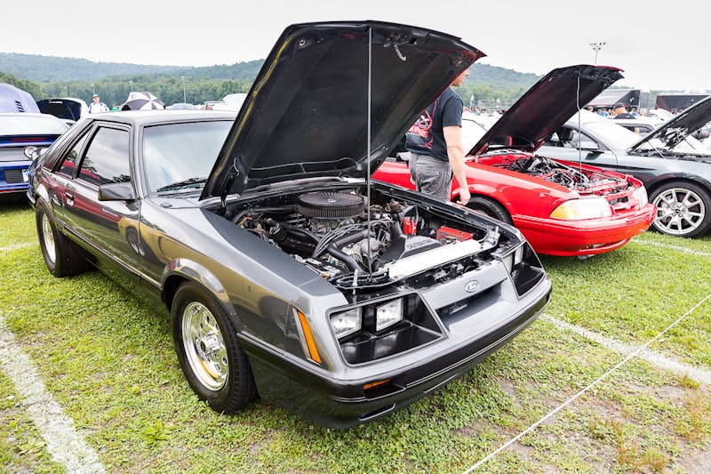 mustangs-invade-maple-grove-at-massive-americanmuscle-show-0047