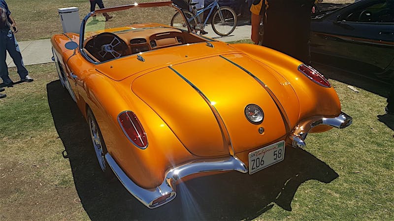 David-Freedmans-1958-Gold-Corvette3