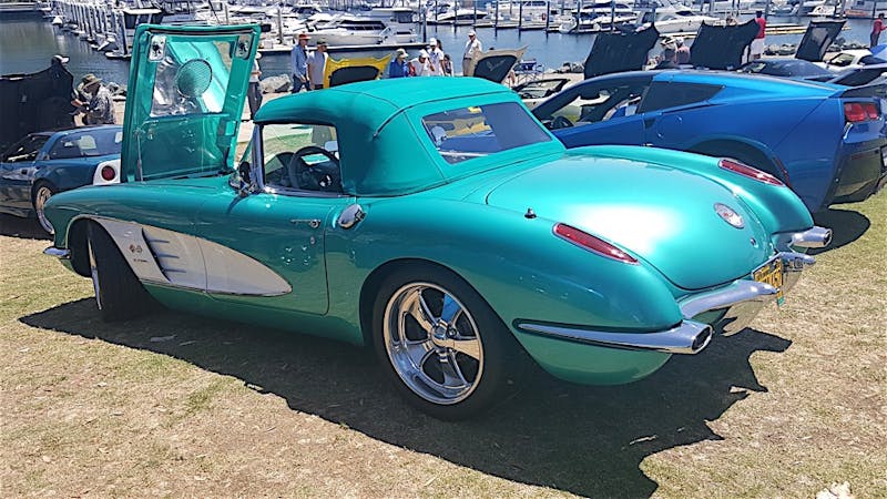 Turqoise-Green-1960-with-Old-LT11