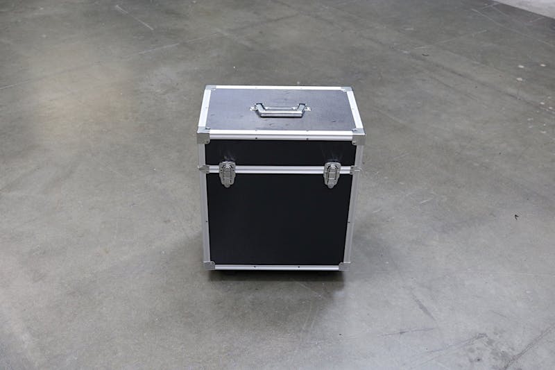 we-take-a-look-at-proforms-7000-lb-slim-wireless-scales-0022