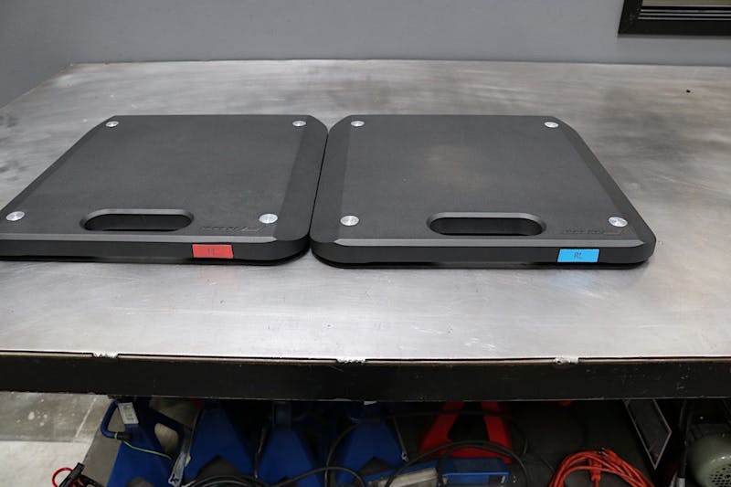 we-take-a-look-at-proforms-7000-lb-slim-wireless-scales-0032