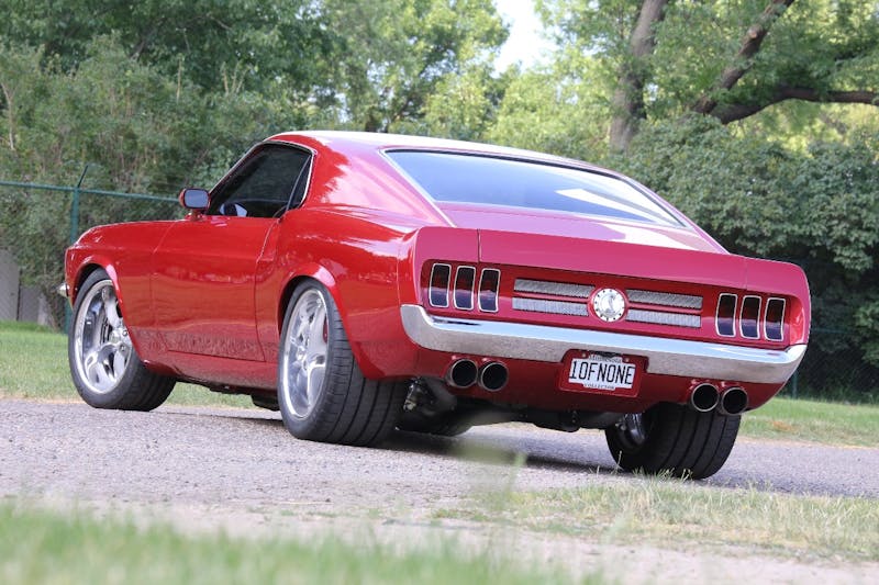 hellcat-conquering-classic-pony-packs-modern-gt500-power-0015