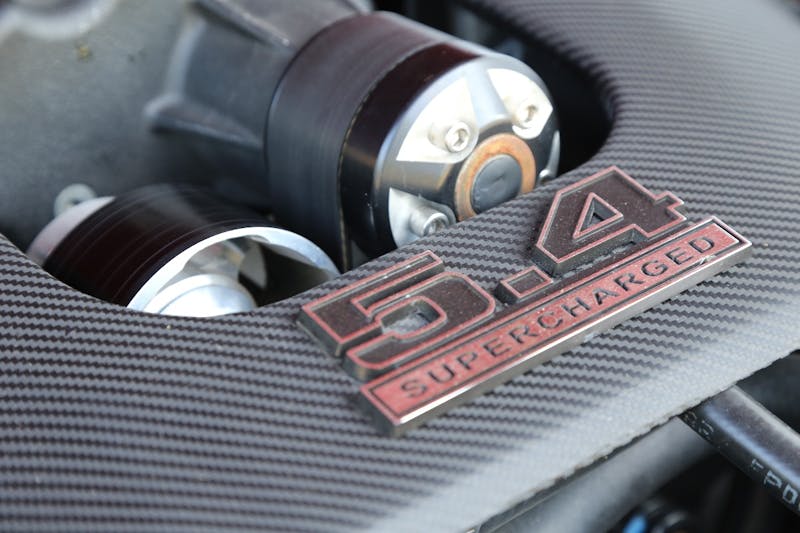 hellcat-conquering-classic-pony-packs-modern-gt500-power-0028