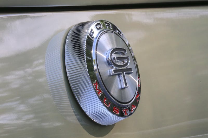 Revology-Mustang-Media-Drive-9905