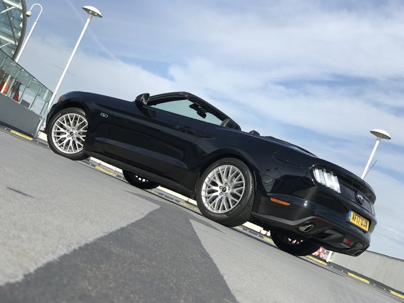 droptop-driving-on-the-other-side-of-the-road-in-a-mustang-gt-0016