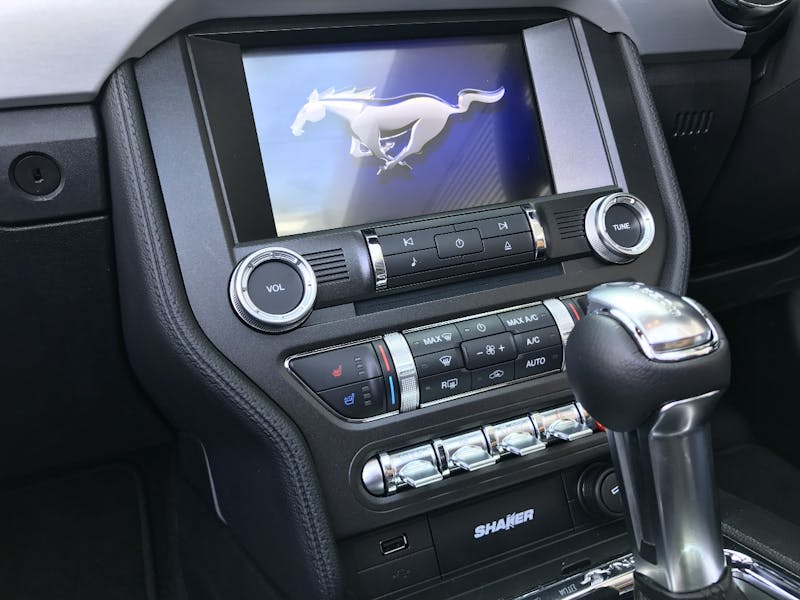 droptop-driving-on-the-other-side-of-the-road-in-a-mustang-gt-0019