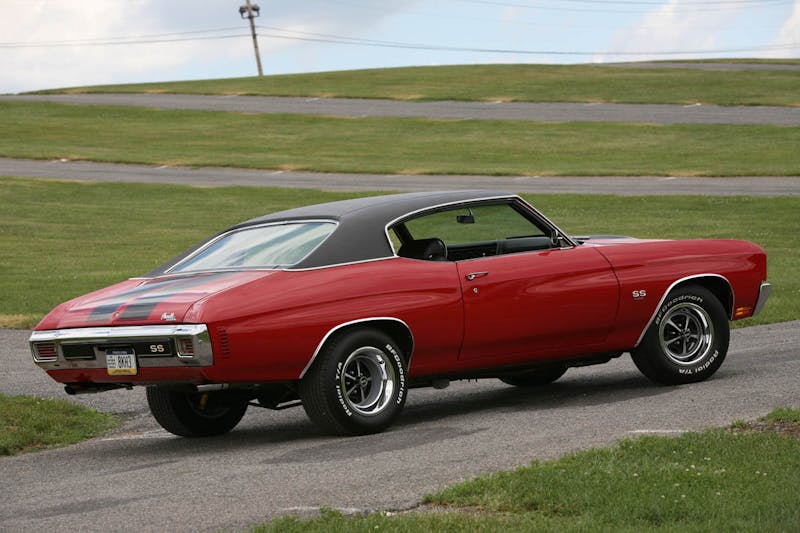 friends-and-family-come-together-to-build-this-awesome-70-chevelle-0020