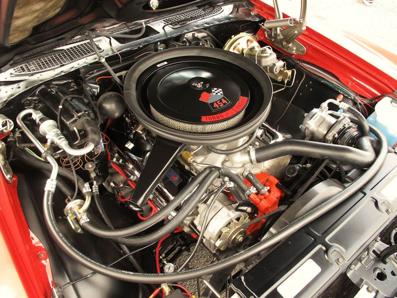 friends-and-family-come-together-to-build-this-awesome-70-chevelle-0021