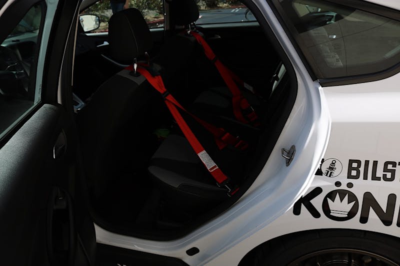 sema-2017-cruising-through-the-convention-center-to-sema-ignited-0022