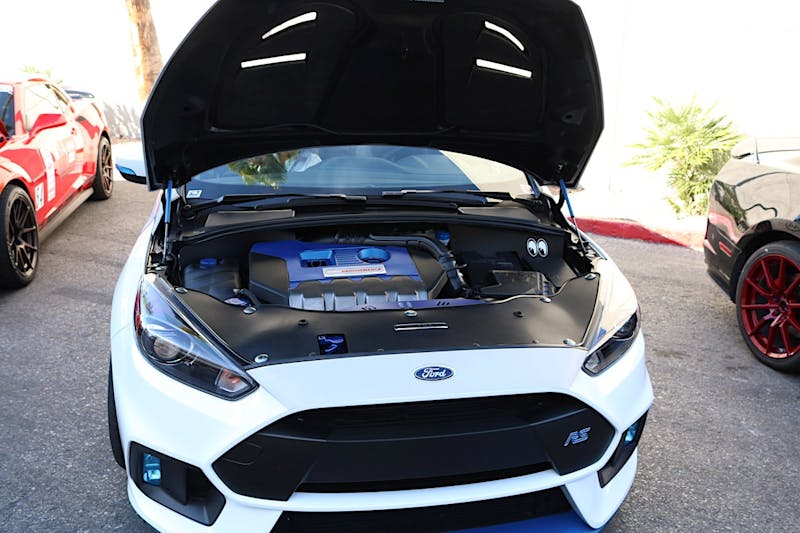 sema-2017-cruising-through-the-convention-center-to-sema-ignited-0025