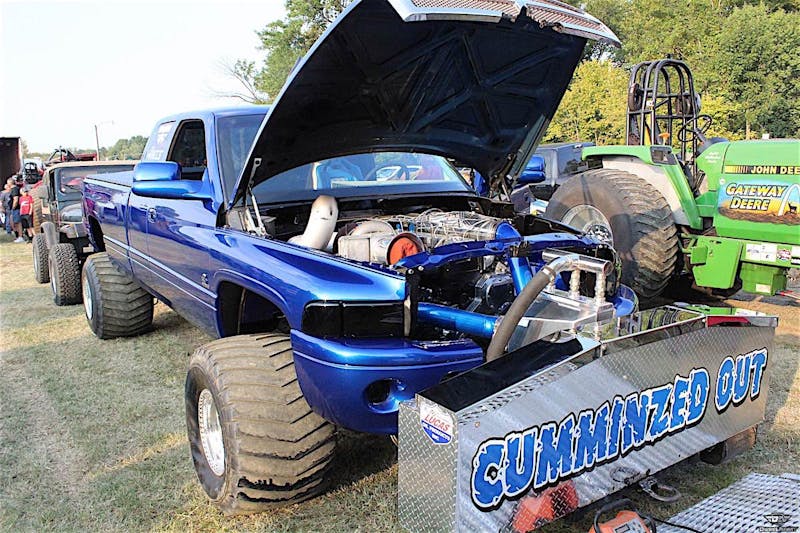 night-under-the-lights-sled-pulling-action-from-semo-district-fair-0035