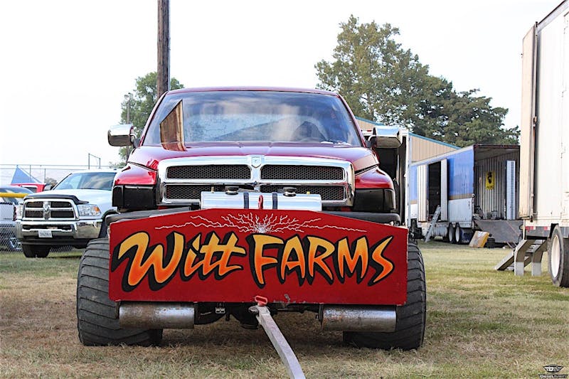 night-under-the-lights-sled-pulling-action-from-semo-district-fair-0038