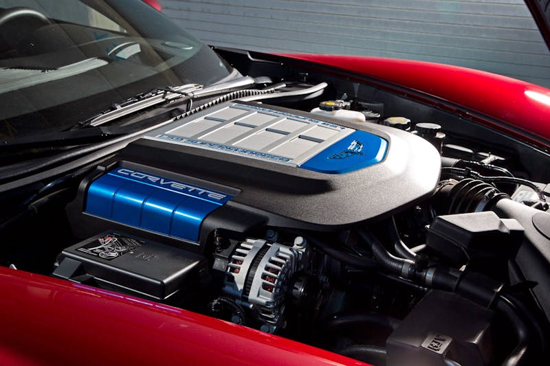 Under hood Corvette zr1