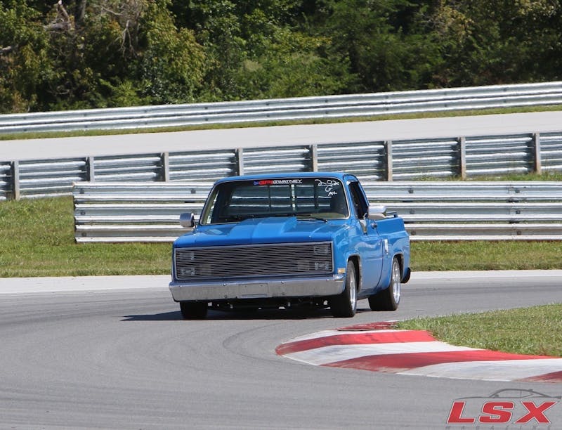 holley-ls-fest-2017-highlights-our-favorite-ls-swaps-0062