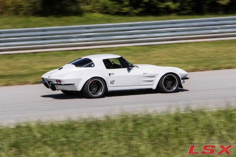 holley-ls-fest-2017-highlights-our-favorite-ls-swaps-0065