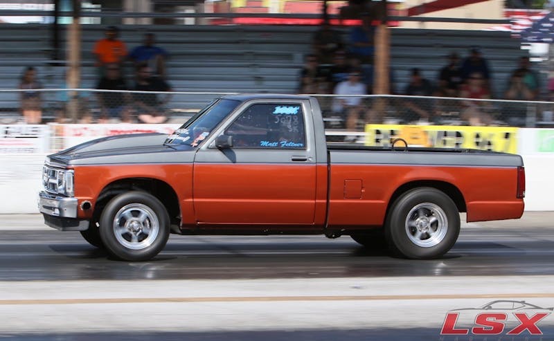 holley-ls-fest-2017-highlights-our-favorite-ls-swaps-0086