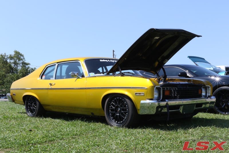 holley-ls-fest-2017-highlights-our-favorite-ls-swaps-0142