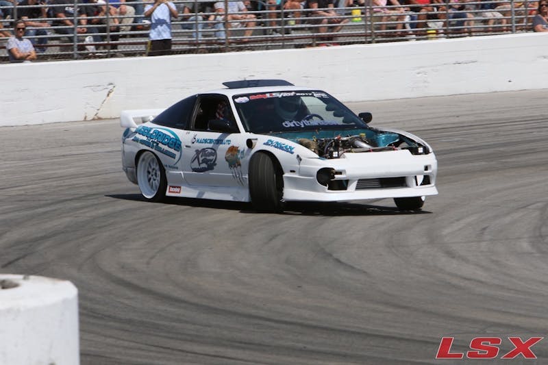 holley-ls-fest-2017-highlights-our-favorite-ls-swaps-0155