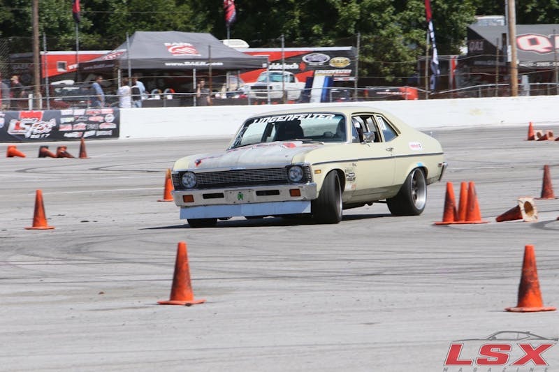 holley-ls-fest-2017-highlights-our-favorite-ls-swaps-0181