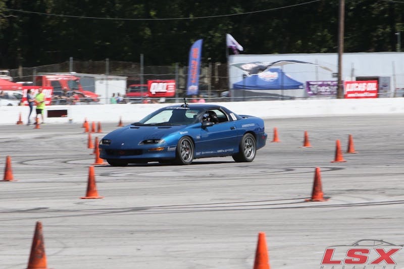 holley-ls-fest-2017-highlights-our-favorite-ls-swaps-0183