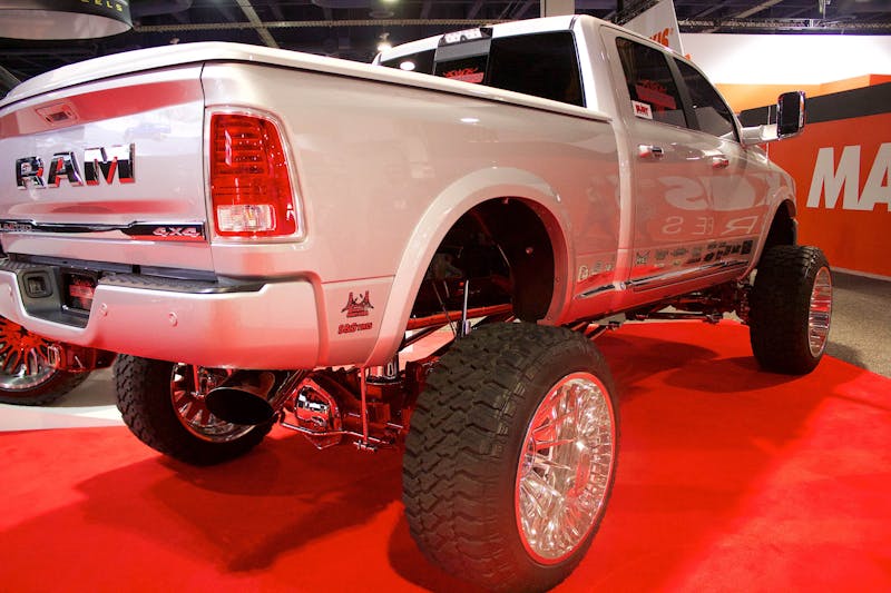 sema-2017-the-trucks-of-the-sema-show-0015