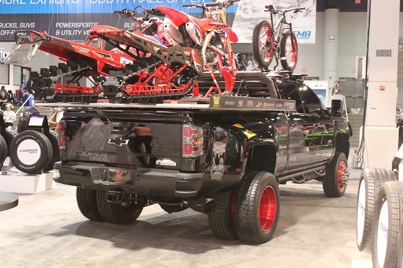 sema-2017-the-trucks-of-the-sema-show-0023