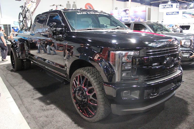 sema-2017-the-trucks-of-the-sema-show-0025