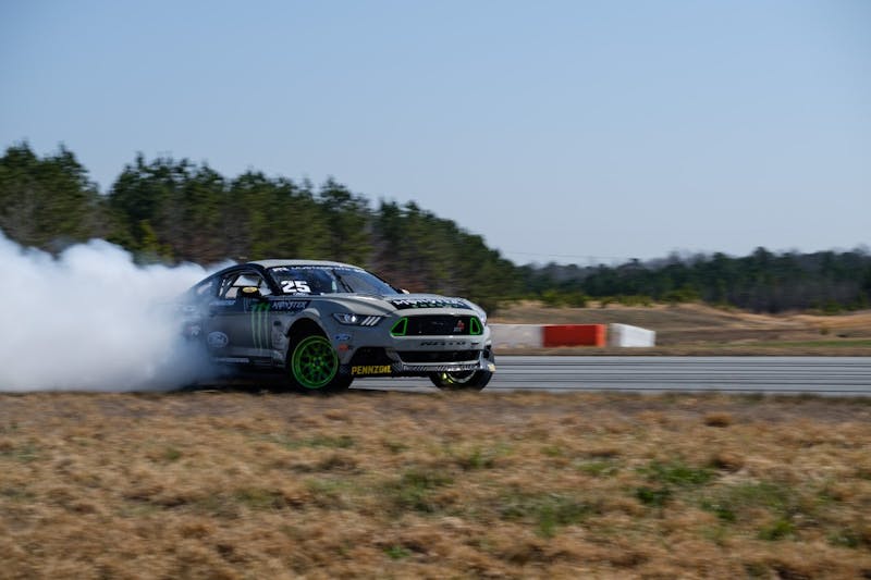 9-Mustang-RTR-Drift-Team-Expands